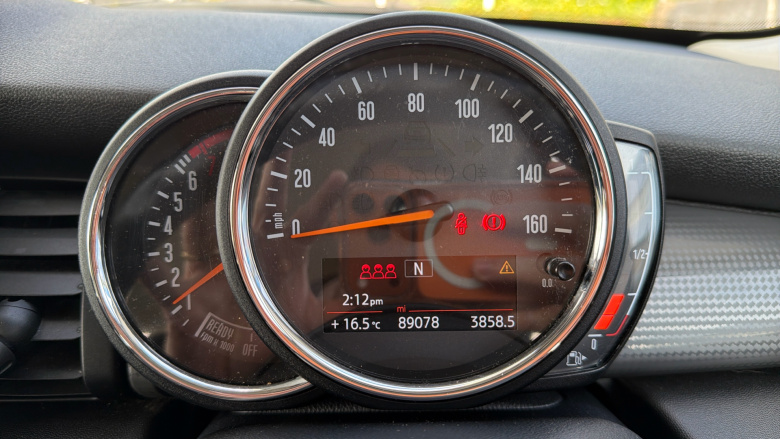 MINI Hatchback 1.5 Cooper 5dr Petrol Hatchback